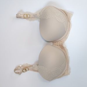 NWOT Stella McCartney lace bra 30F